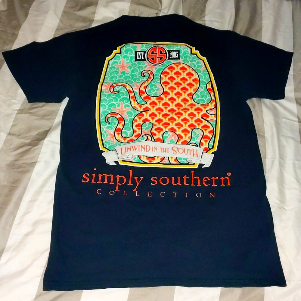 Simply Southern® COLLECTION         Women's Tee-shirt size small Blue/Pink